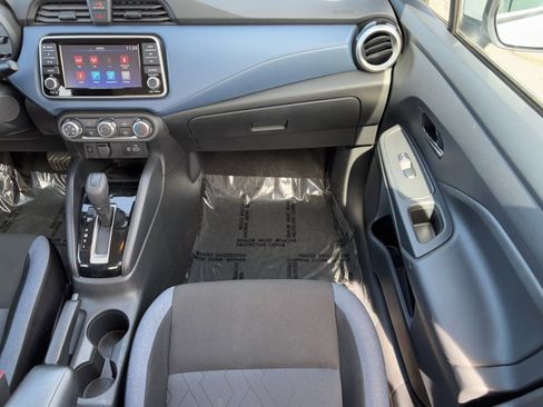 Certified 2025 Nissan Versa SV image 15