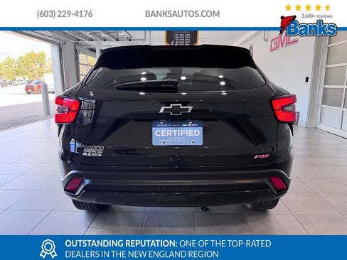 Certified 2024 Chevrolet Trax RS image 5