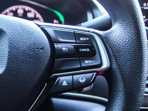 Used 2021 Honda Accord Hybrid image 14