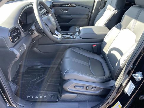 New 2025 Honda Pilot EX-L image 14