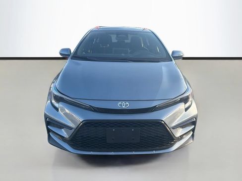 Used 2025 Toyota Corolla SE w/ SE Premium Package FWD image 2