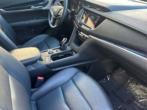 Used 2025 Cadillac XT5 Premium Luxury image 20