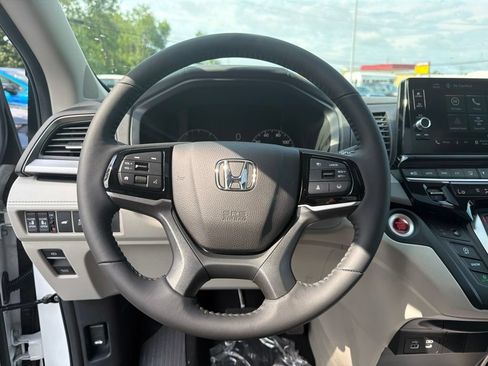New 2026 Honda Odyssey EX-L image 13