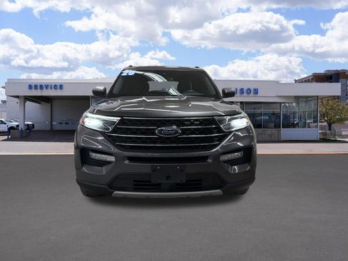 Used 2020 Ford Explorer XLT w/ Equipment Group 202A AWD/4WD image 8