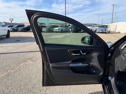 Used 2022 Mercedes-Benz C 300 Sedan image 20