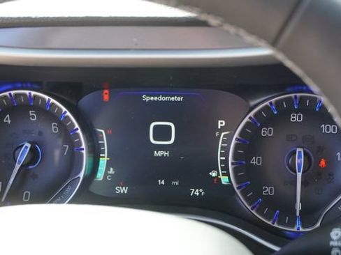 New 2026 Chrysler Pacifica Select FWD image 31