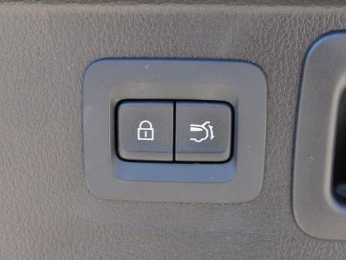 Used 2023 MAZDA CX-50 2.5 Turbo w/ Premium Plus Pkg image 9