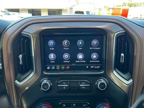 Used 2019 Chevrolet Silverado 1500 High Country image 28