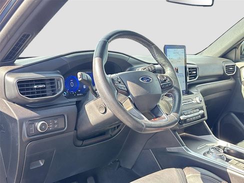 Used 2020 Ford Explorer ST w/ Premium Technology Package image 34