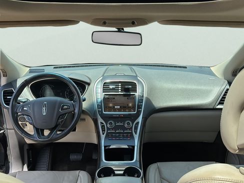 Used 2017 Lincoln MKX Reserve FWD image 27