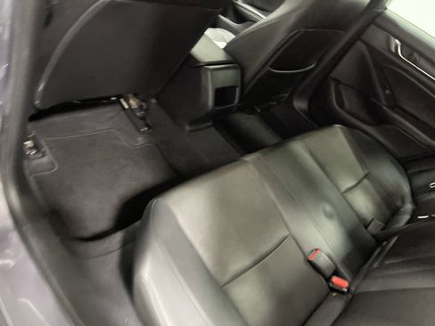 Used 2019 Honda Accord Sport image 17