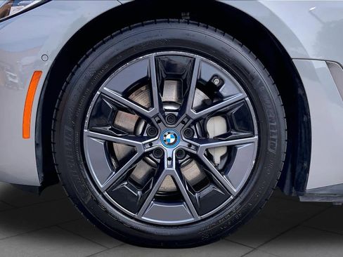 Used 2023 BMW i4 eDrive35 w/ Premium Package RWD image 10