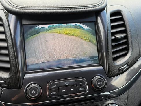 Used 2017 Chevrolet Impala Premier FWD image 25