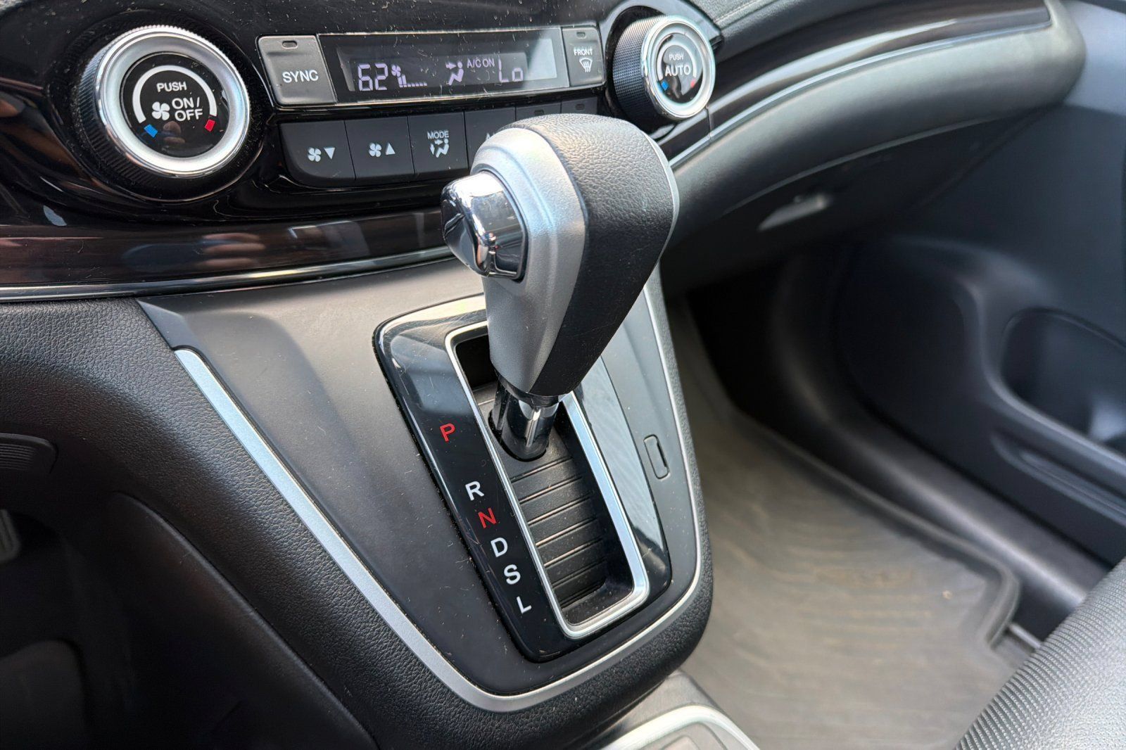 Used 2015 Honda CR-V EX-L image 20