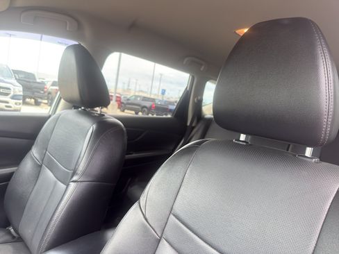 Used 2016 Nissan Rogue SL AWD/4WD image 27