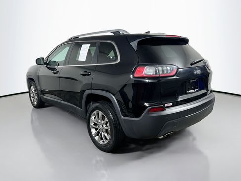 Used 2019 Jeep Cherokee Latitude Plus w/ Comfort/Convenience Group FWD image 8