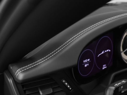 Certified 2023 Porsche 911 Carrera GTS RWD image 37