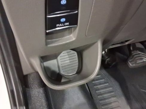 Used 2023 Ford Transit 250 Medium Roof AWD w/ Load Area Protection Package image 29