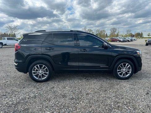 Used 2022 GMC Terrain SLT w/ GMC Pro Grade Package AWD/4WD image 7