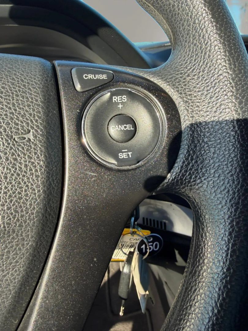 Used 2015 Honda Crosstour EX image 22