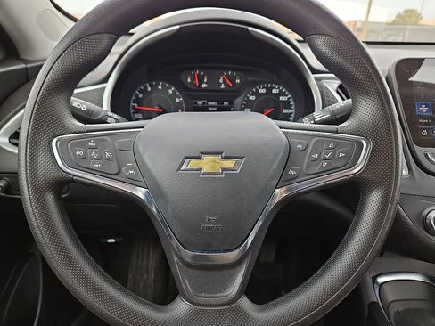 Used 2024 Chevrolet Malibu LT image 30