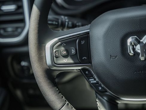 New 2026 RAM 1500 Big Horn AWD/4WD image 32