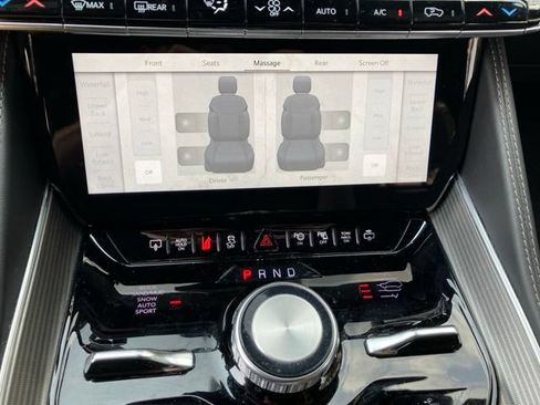 Used 2023 Jeep Grand Wagoneer Series II AWD/4WD image 14