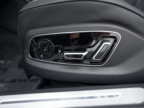 New 2026 Audi S8 AWD/4WD image 18