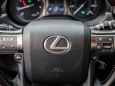 Used 2018 Lexus GX 460 Premium AWD/4WD image 32
