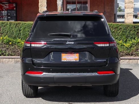 Used 2023 Jeep Grand Cherokee Limited image 7