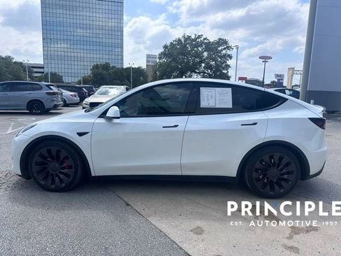 Used 2022 Tesla Model Y Performance AWD/4WD image 5