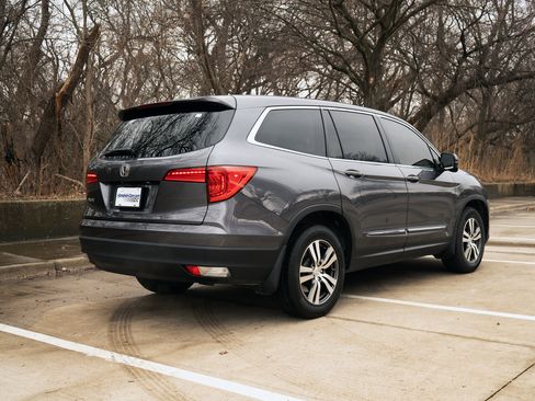 Used 2017 Honda Pilot EX-L image 9
