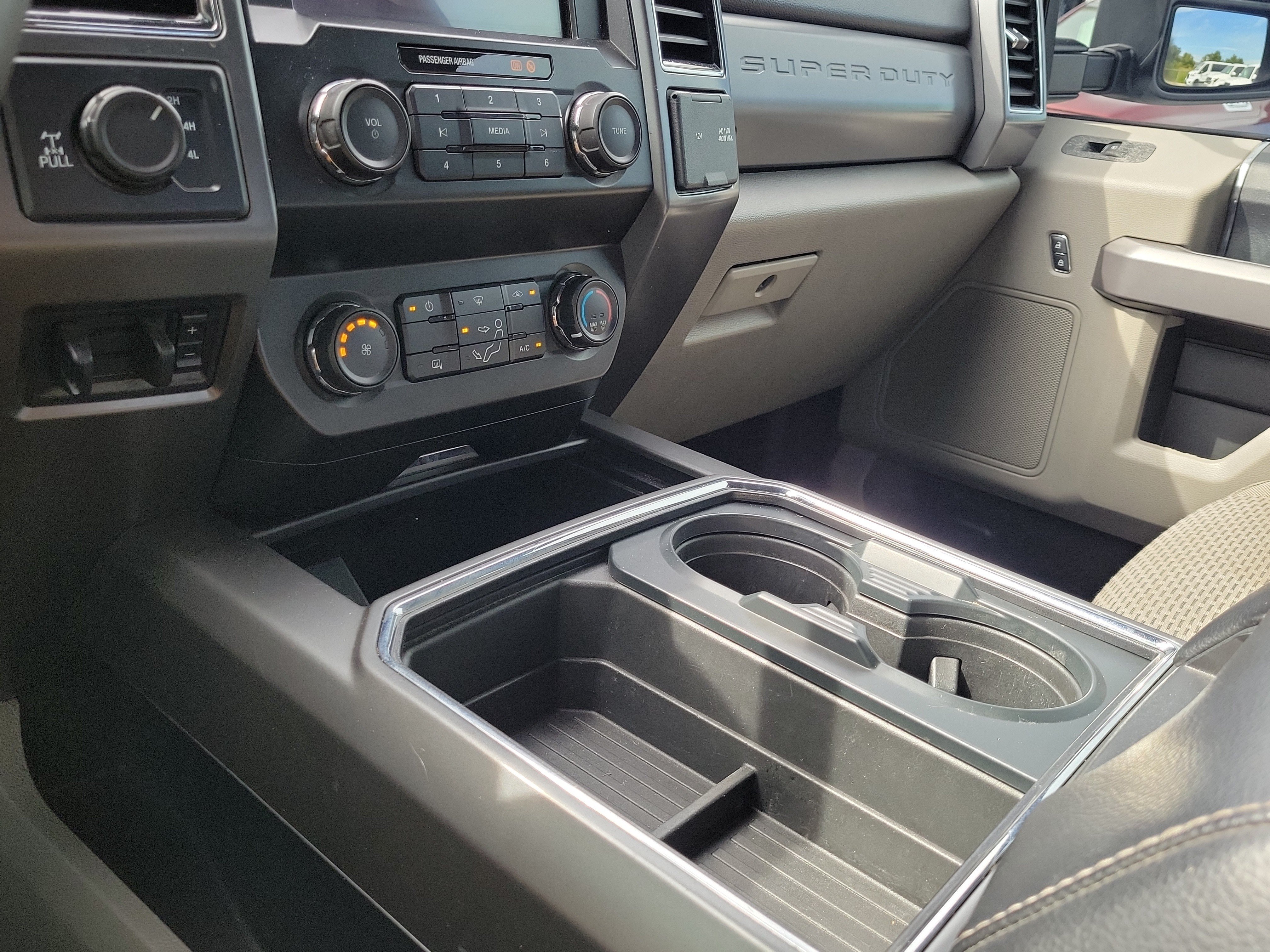 Used 2019 Ford F250 XLT w/ XLT Value Package AWD/4WD image 26