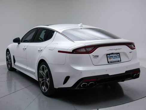 Used 2020 Kia Stinger GT1 RWD image 3