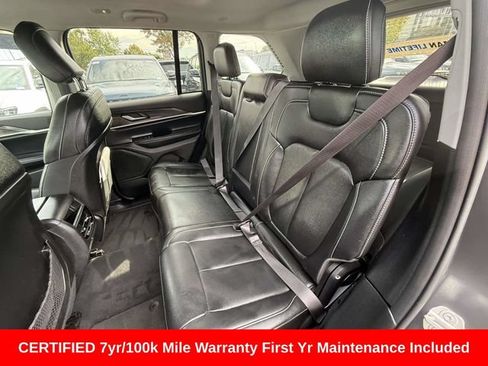 Used 2023 Jeep Grand Cherokee Limited AWD/4WD image 15