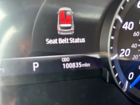 Used 2021 Toyota Highlander Limited image 10