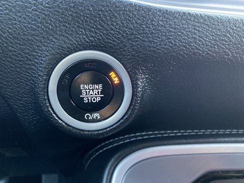 Used 2022 Dodge Challenger GT image 17