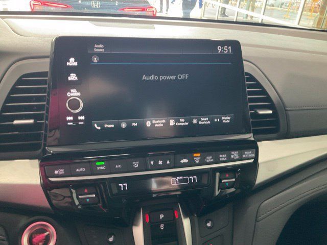 Certified 2025 Honda Odyssey EX-L image 16
