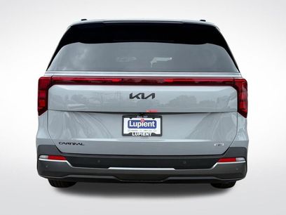 New 2026 Kia Carnival SX