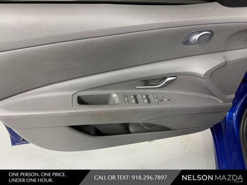 Used 2023 Hyundai Elantra Blue FWD image 18
