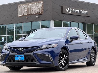 Used 2023 Toyota Camry SE