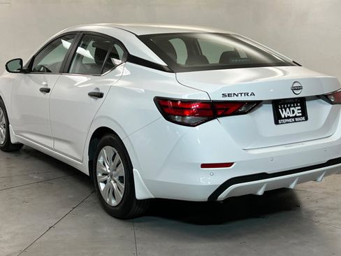 Used 2025 Nissan Sentra S FWD image 3