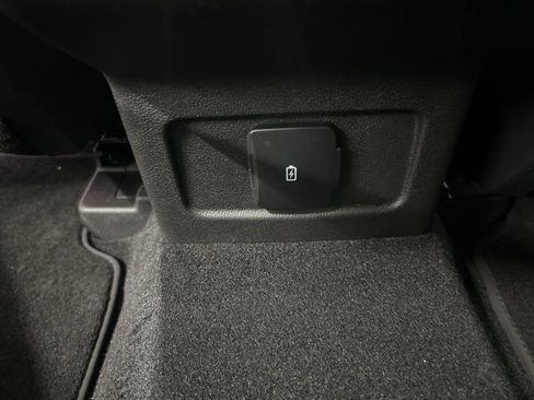 New 2025 Lincoln Corsair Grand Touring w/ Rear Removable Package Tray image 26