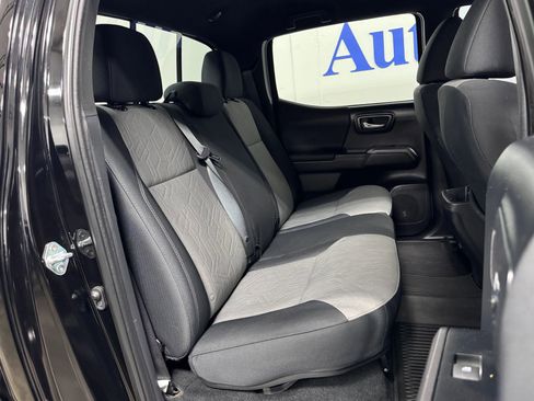 Used 2023 Toyota Tacoma TRD Off-Road w/ Black Out Package (TMS) image 19