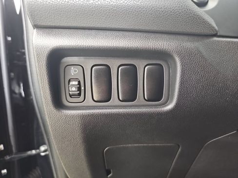 Used 2018 Mitsubishi Outlander Sport LE AWD/4WD image 30