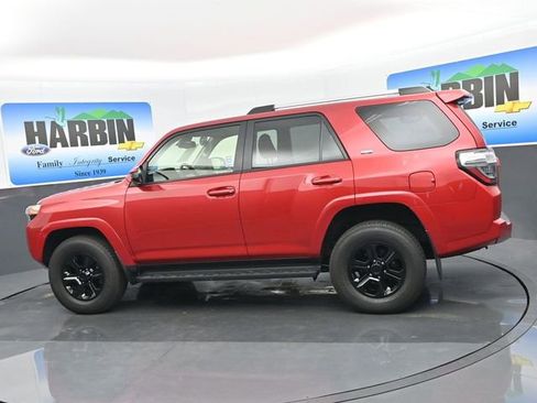 Used 2024 Toyota 4Runner SR5 image 3