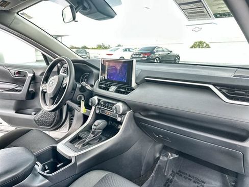 Used 2025 Toyota RAV4 LE image 30