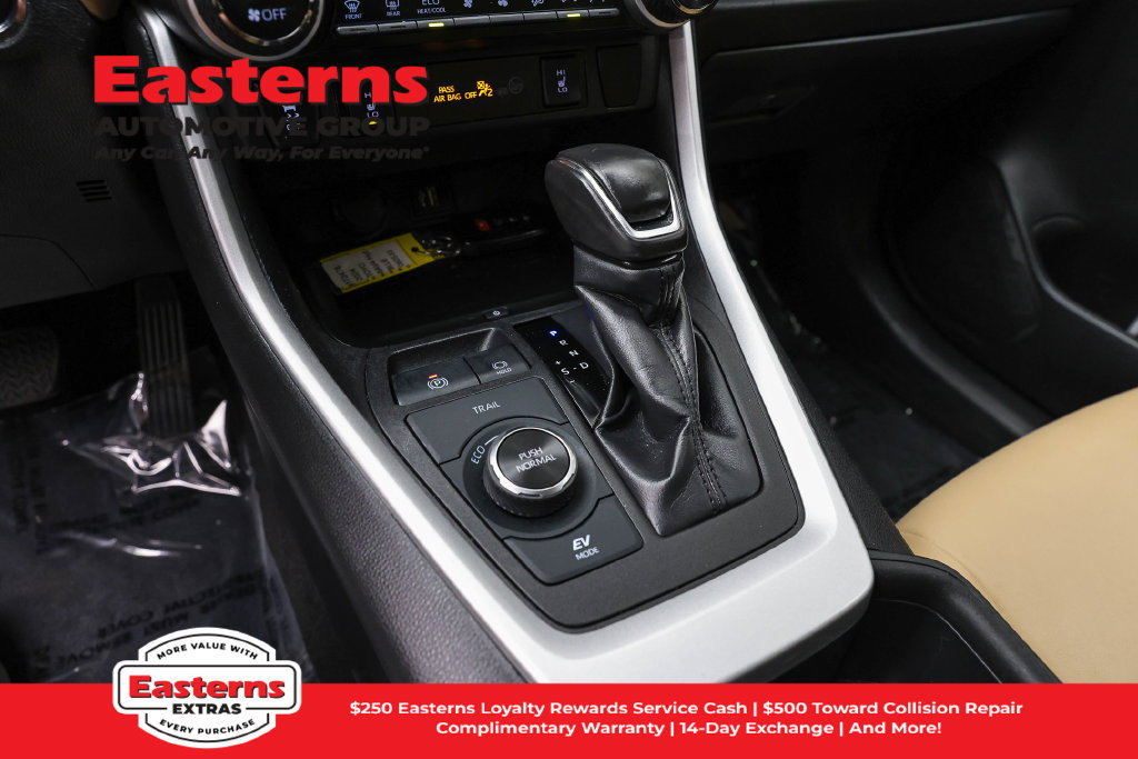 Used 2024 Toyota RAV4 XLE Premium w/ Weather Package AWD/4WD image 14