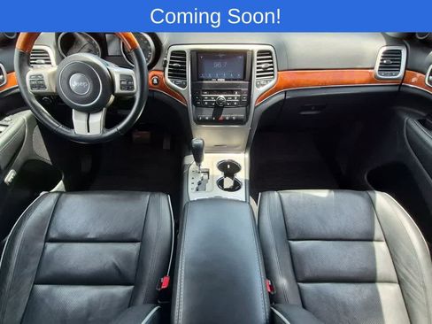 Used 2013 Jeep Grand Cherokee Overland AWD/4WD image 15