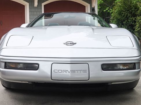 Used 1996 Chevrolet Corvette Convertible RWD image 13
